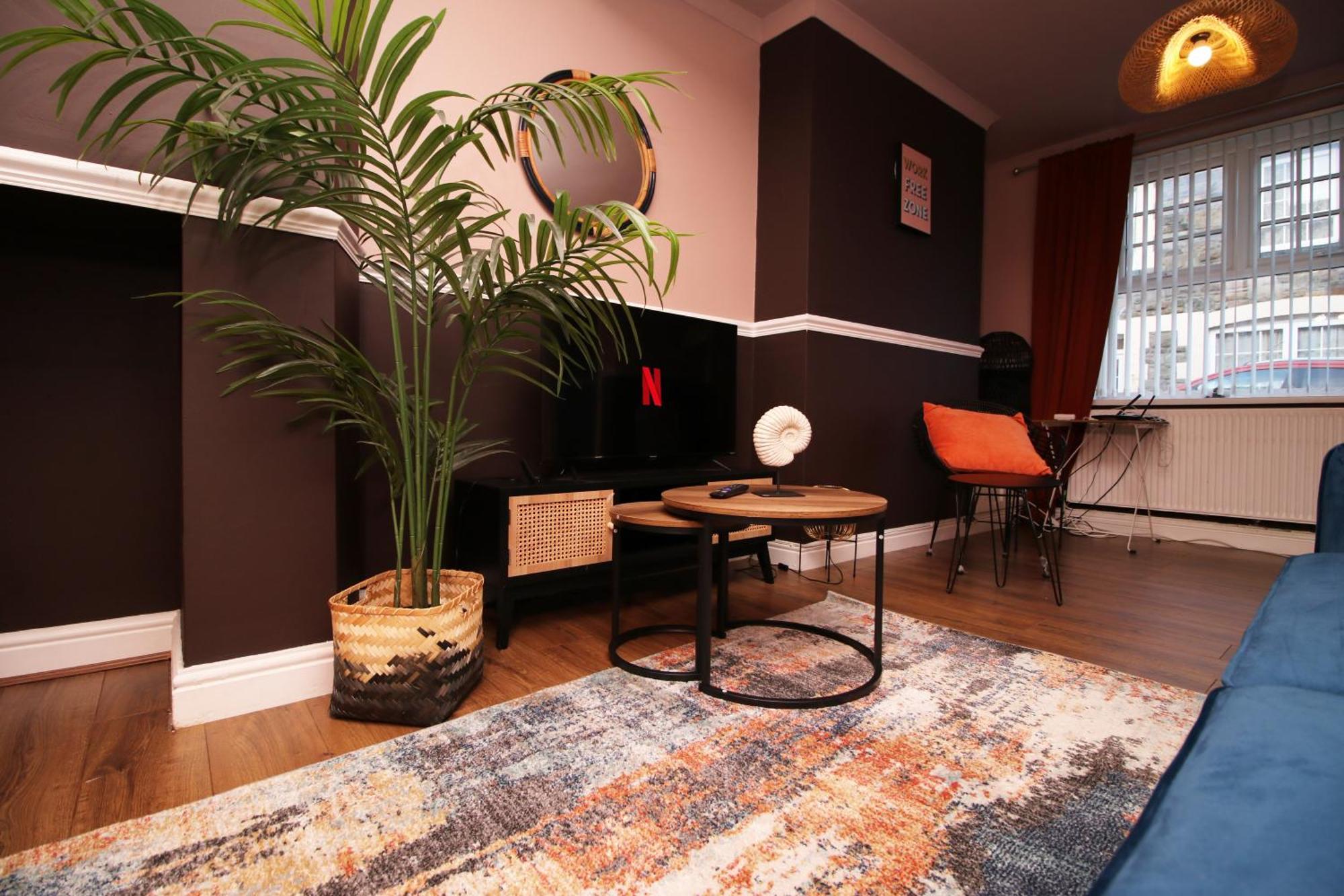 Holiday home Cosy 3br Home, Scenic Views, Ideal For Walks & Work